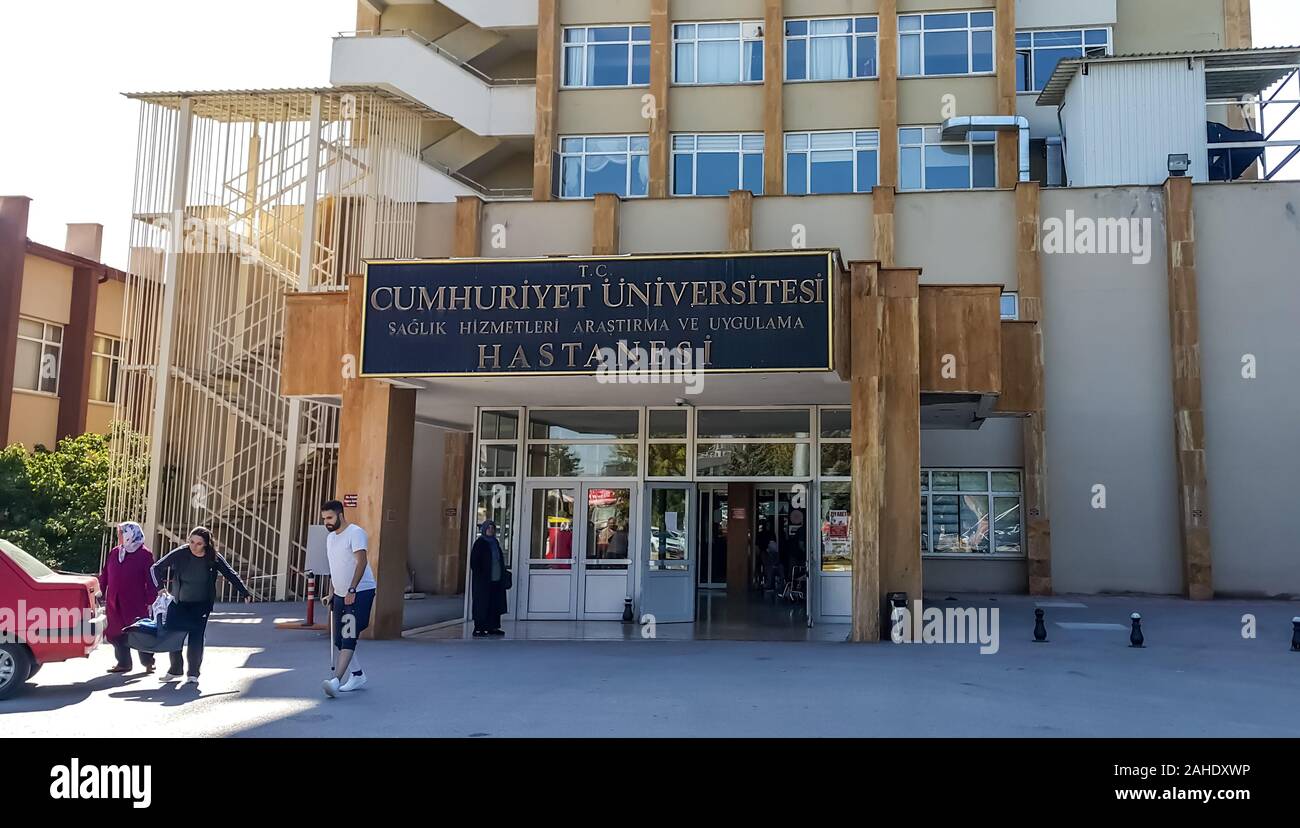 Vista esterna dell'edificio di Sivas Cumhuriyet University Hospital. Foto Stock