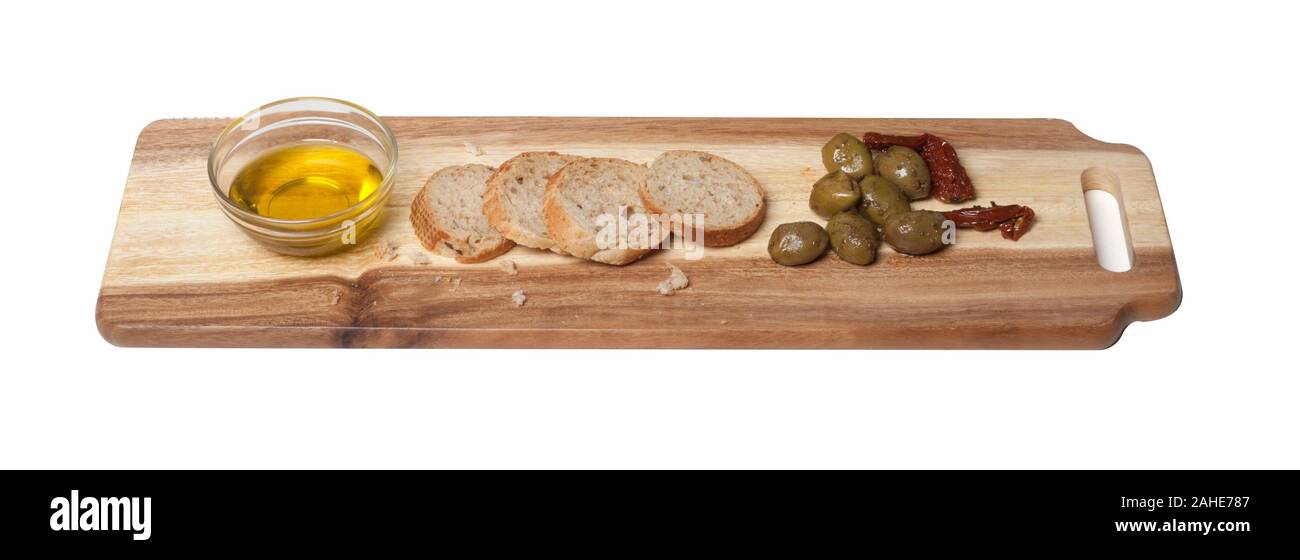 Scheda di pane con olio di oliva pane e olive Foto Stock