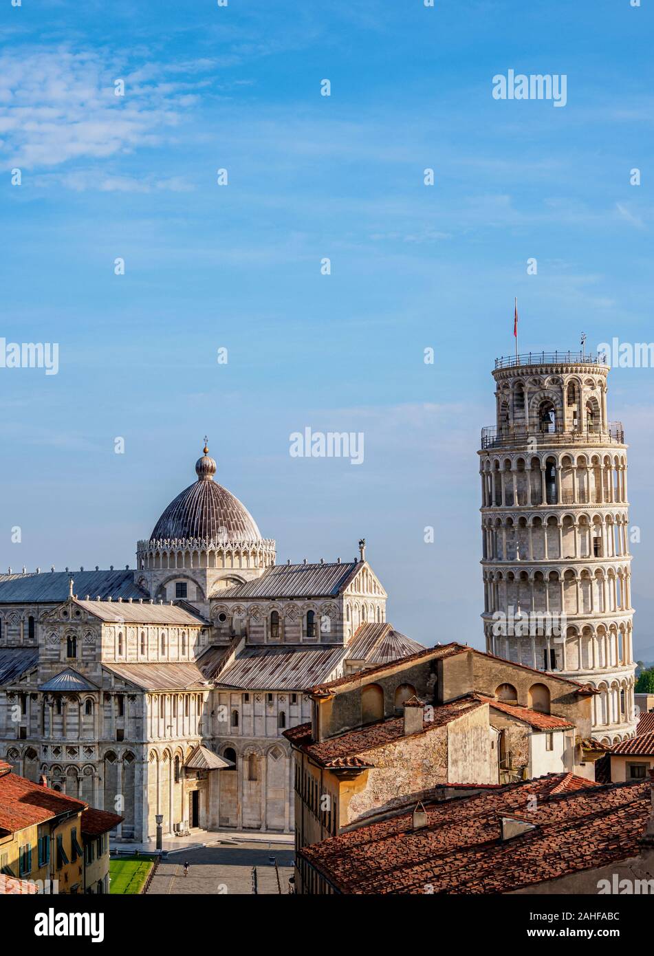 Cattedrale e la Torre Pendente, vista in elevazione, Pisa, Toscana, Italia Foto Stock