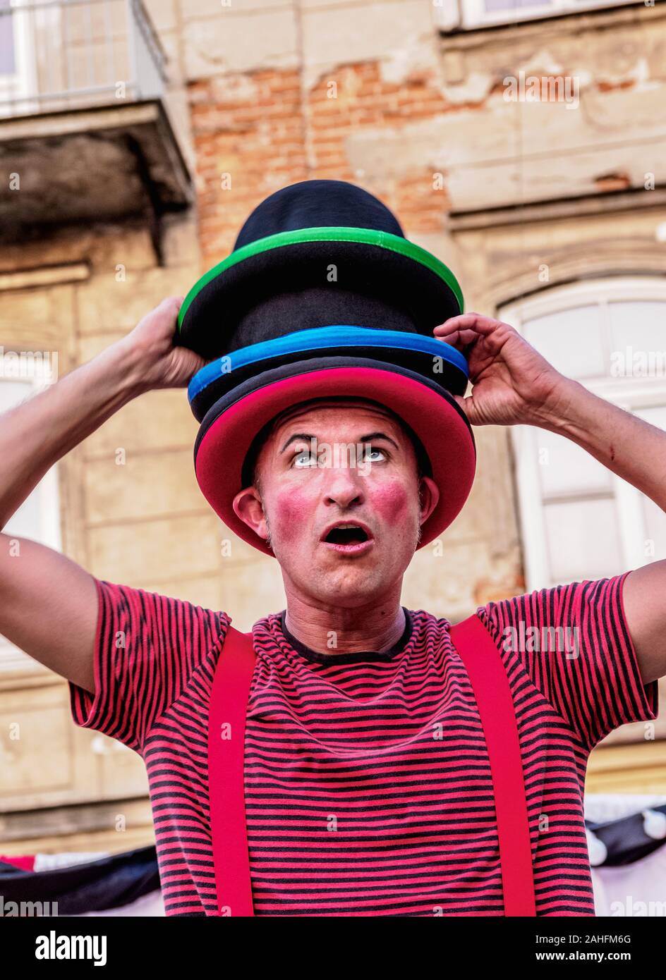 Busker Spettacolo presso la Old Town, Maghi Carnevale, Lublino Lublino voivodato, Polonia Foto Stock