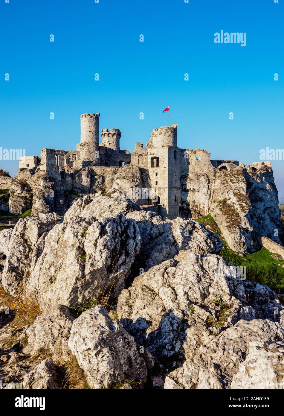 Il castello di Ogrodzieniec, Podzamcze, il sentiero delle aquile' nidi, Krakow-Czestochowa Upland o Polacco Jurassic Highland, voivodato di Slesia, Polonia Foto Stock