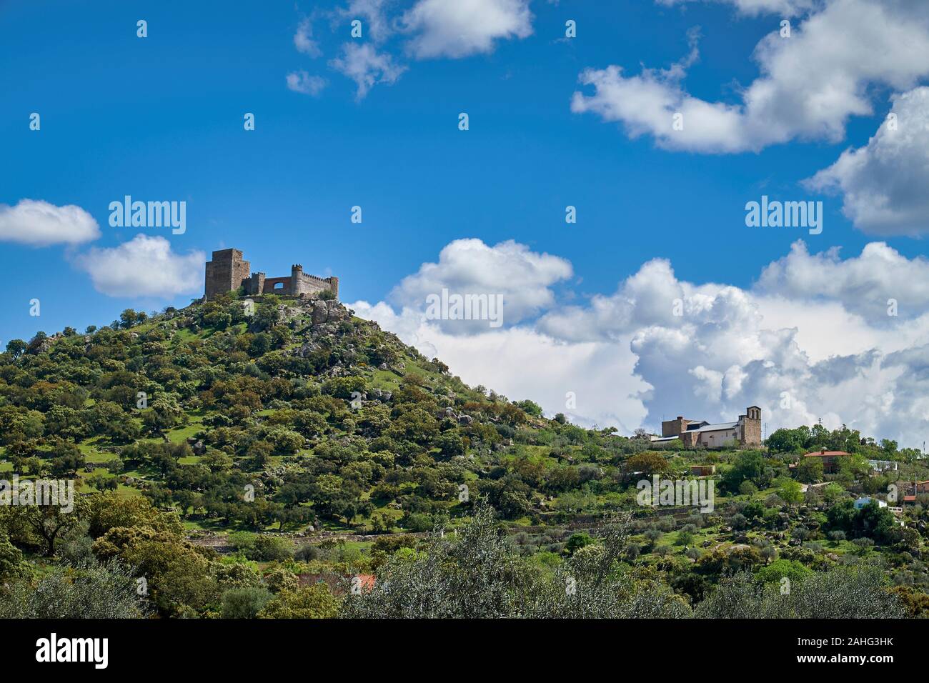 Hilltop fort in Extremadura Spagna Foto Stock