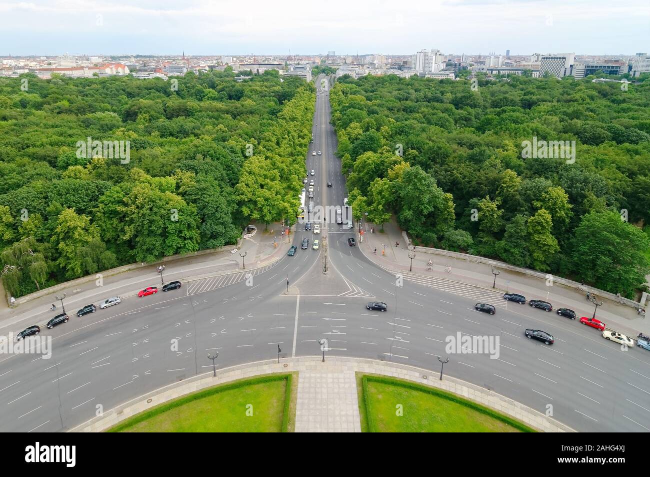 Berlino è più popolare di interno-parco della città. Il parco è di 210 ettari in dimensione ed è tra i più grandi giardini urbani di Germania. Foto Stock