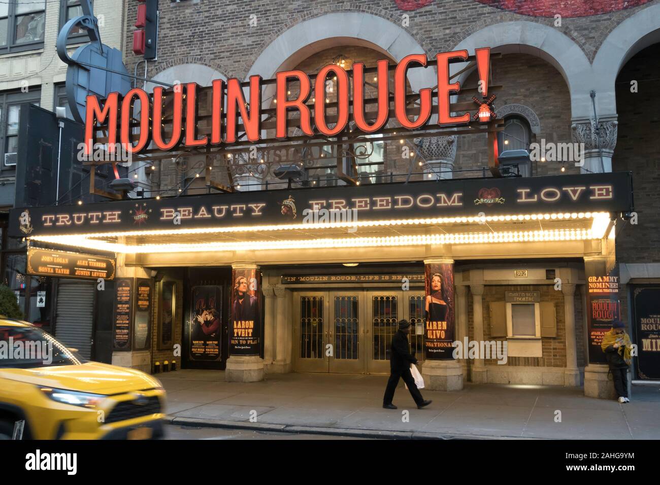 'Moulin Rouge!' marquee musicale Al Hirschfeld Theatre di New York City, Stati Uniti d'America Foto Stock