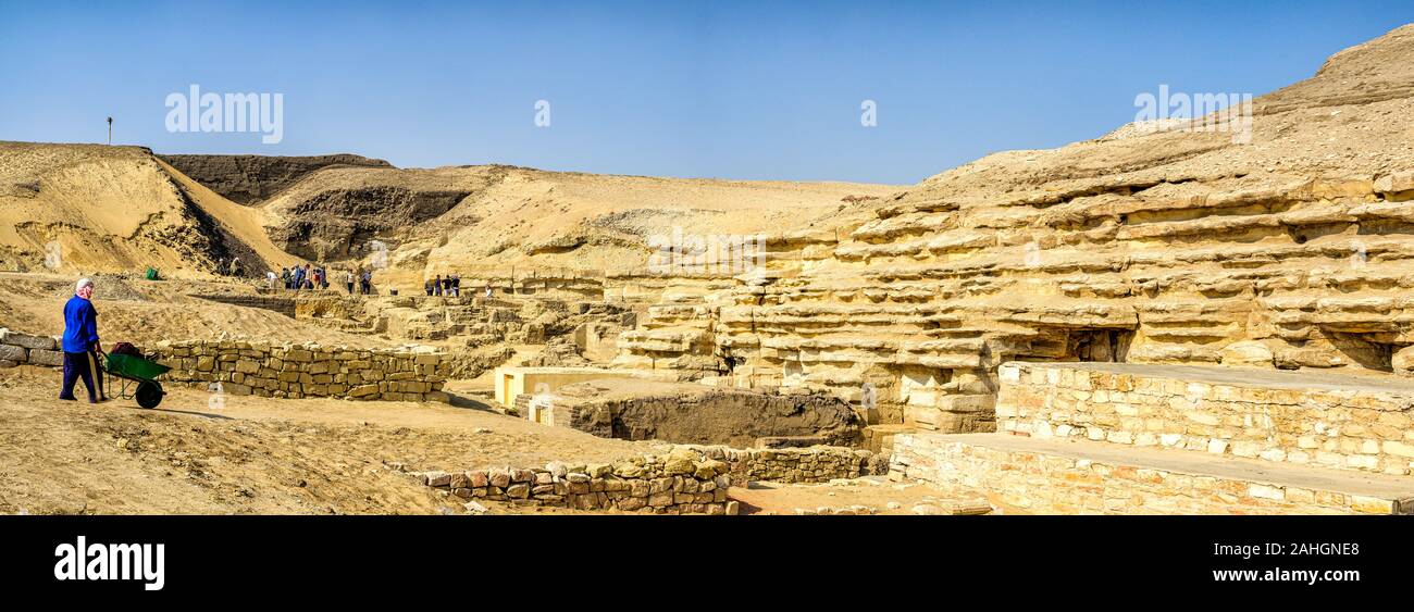 In corso di scavo archeologico a Saqqara Foto Stock
