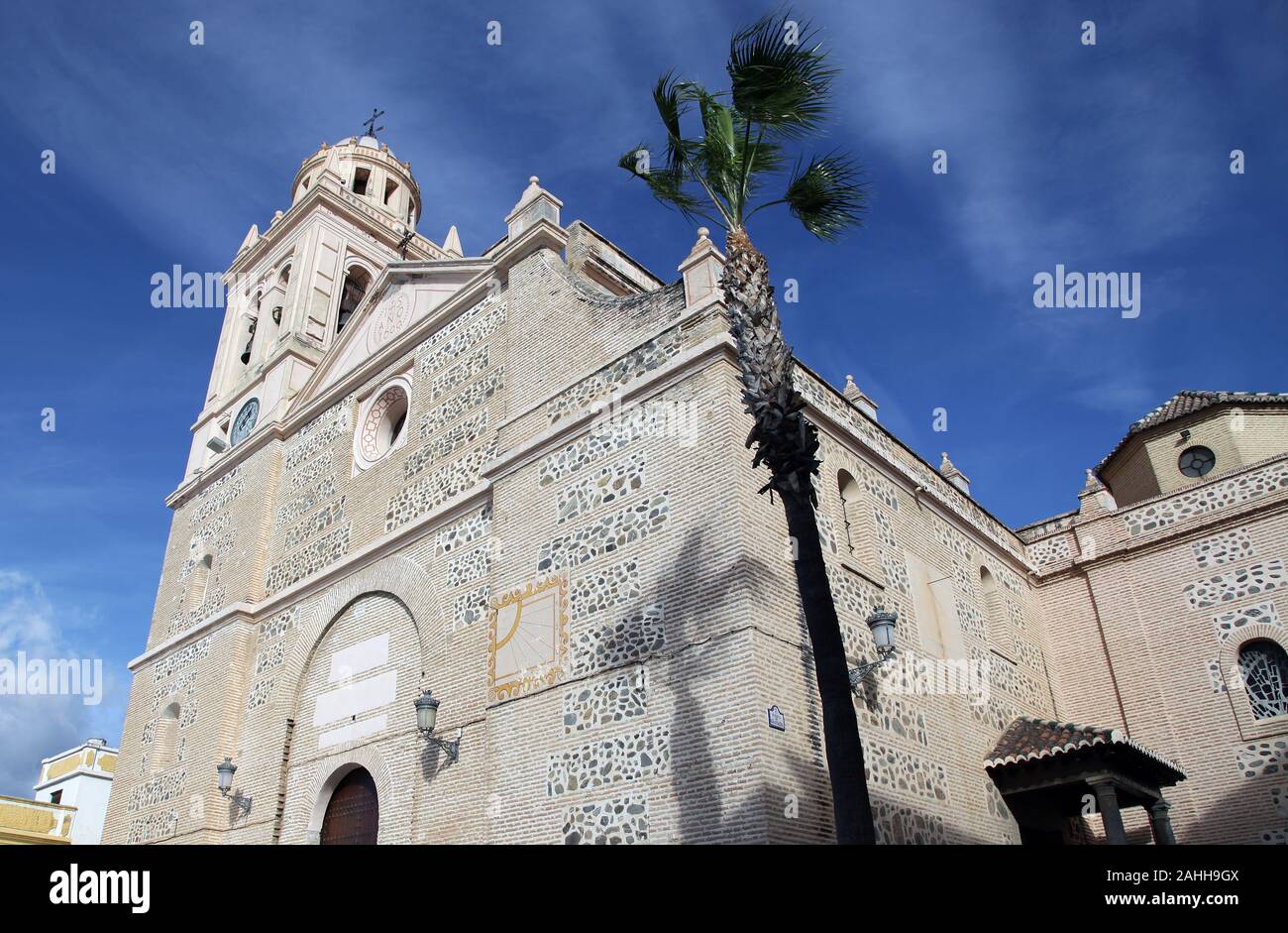Incarnazione Chiesa di Almuñécar spagna costruito dall'architetto Ambrosio de Vico.costruito alla fine del XVI secolo e fu completata nel 1600. Foto Stock