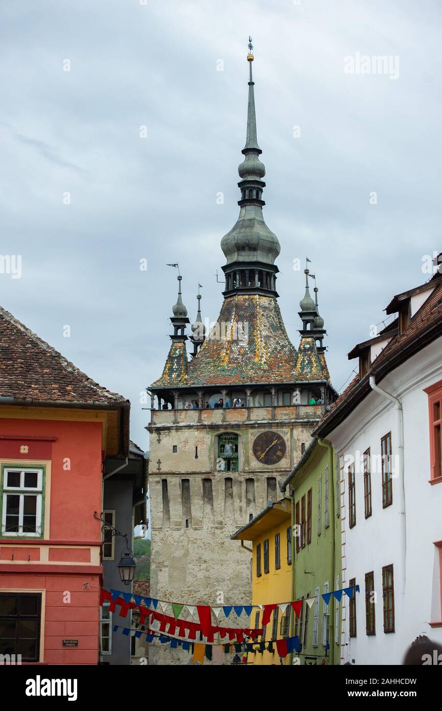 Il ben conservato centro storico di Sighișoara, nella contea di Mures, Romania, è un popolare transilvana destinazione turistica. Foto Stock