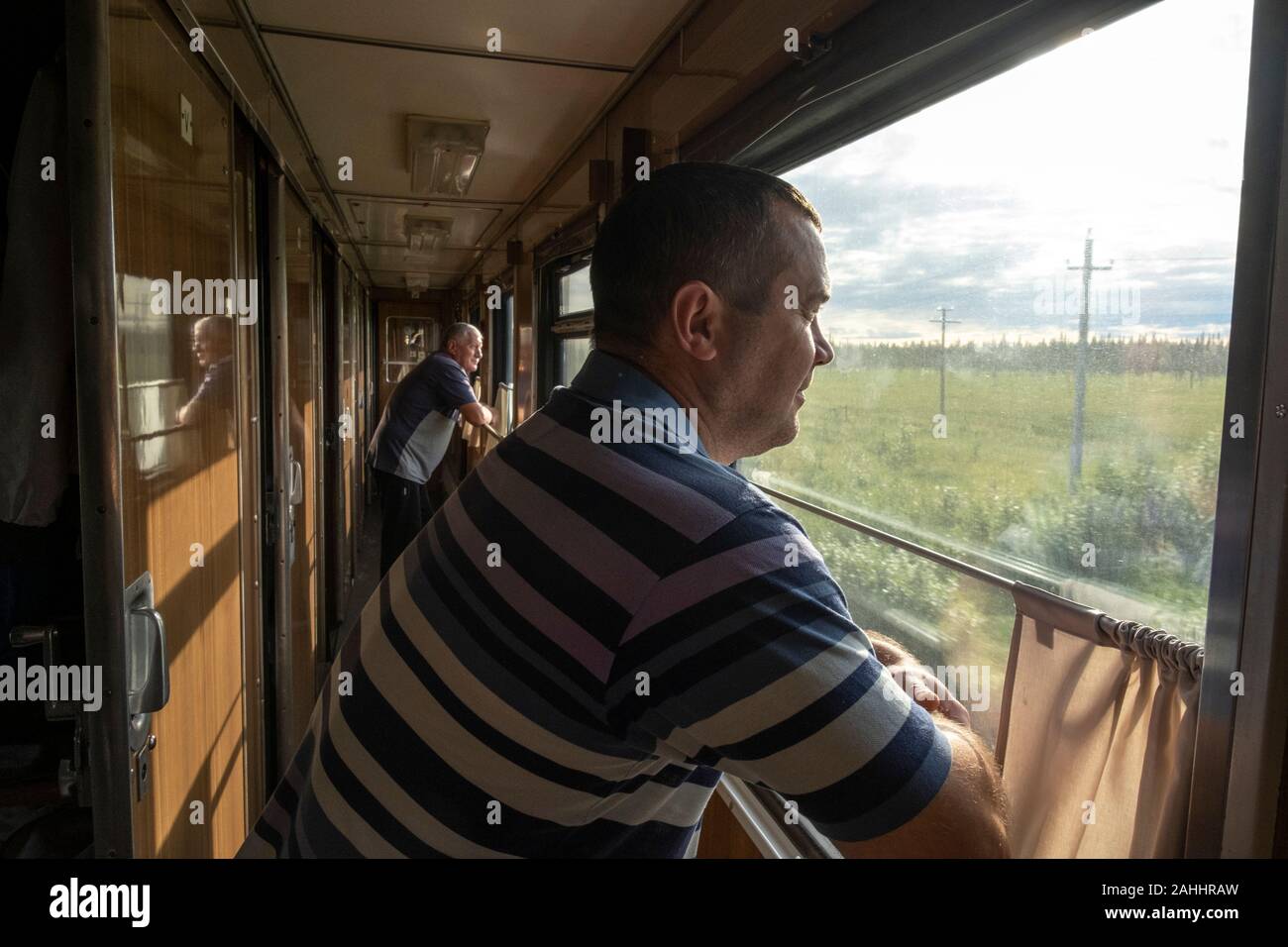 Passeggero sul Kotlas a Labitnangi Trans-Polar Railway per tutta la notte in treno in Russia Foto Stock