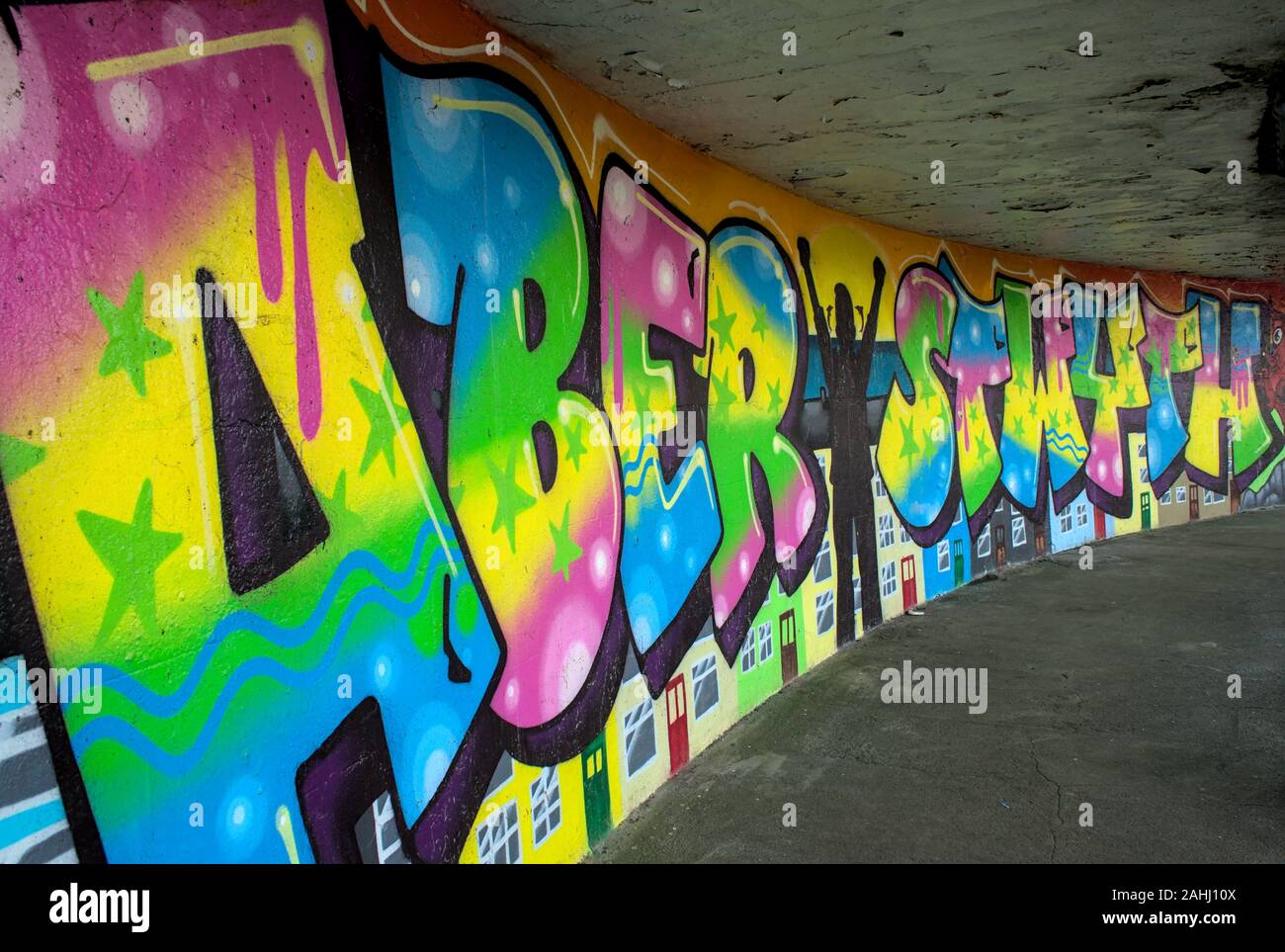Aberystwyth Ceredigion Wales UK 30 Dicembre 2019: in stile graffiti arte la scrittura del nome della città di Aberystwyth Foto Stock