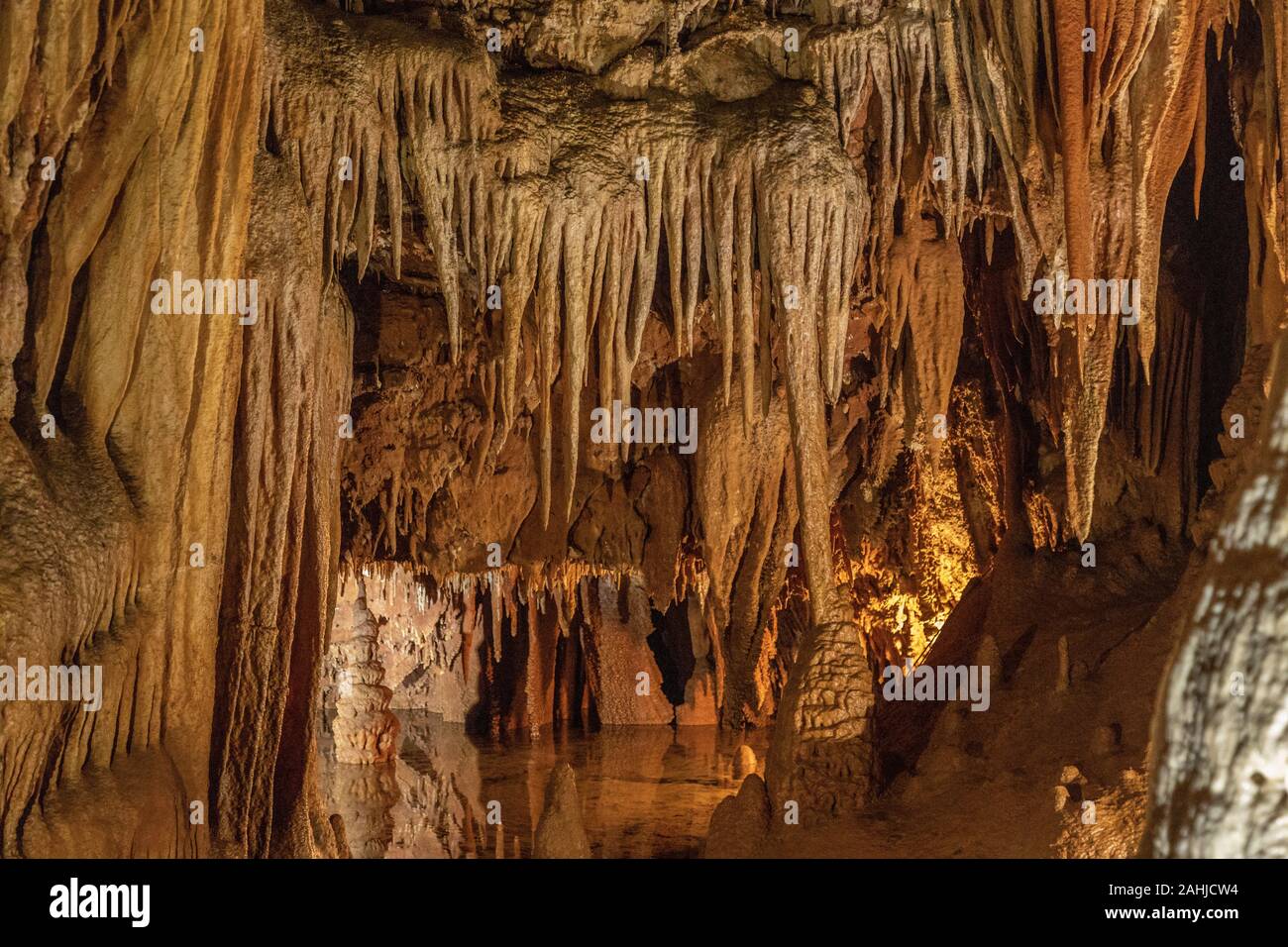 All'interno della grotta di Baredine, Jama - Grotta di Baredine, Istria,  Croazia Foto stock - Alamy
