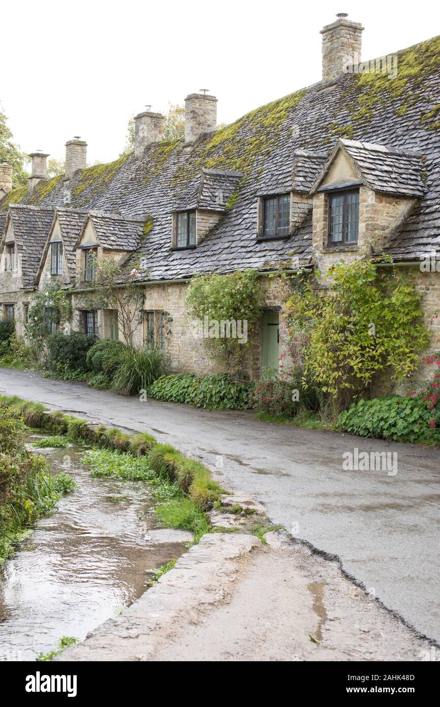 Bibury villaggio in Cotswolds, England, Regno Unito Foto Stock