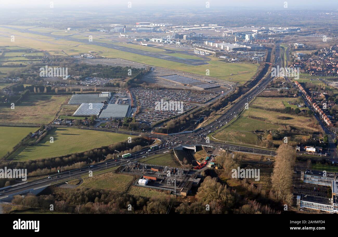 Vista aerea della A555 Manchester Airport sollievo Road, Manchester Foto Stock