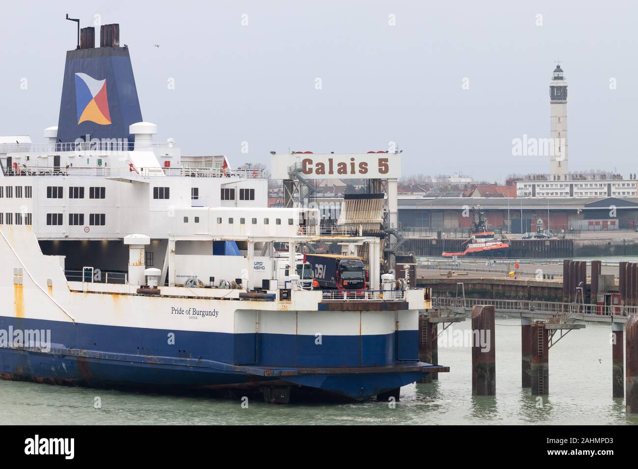 Calais, Francia; xx novembre 2018; automezzi a bordo della P&O traghetto, orgoglio di Bordeaux in attesa di viaggio verso il porto di Dover IO Foto Stock