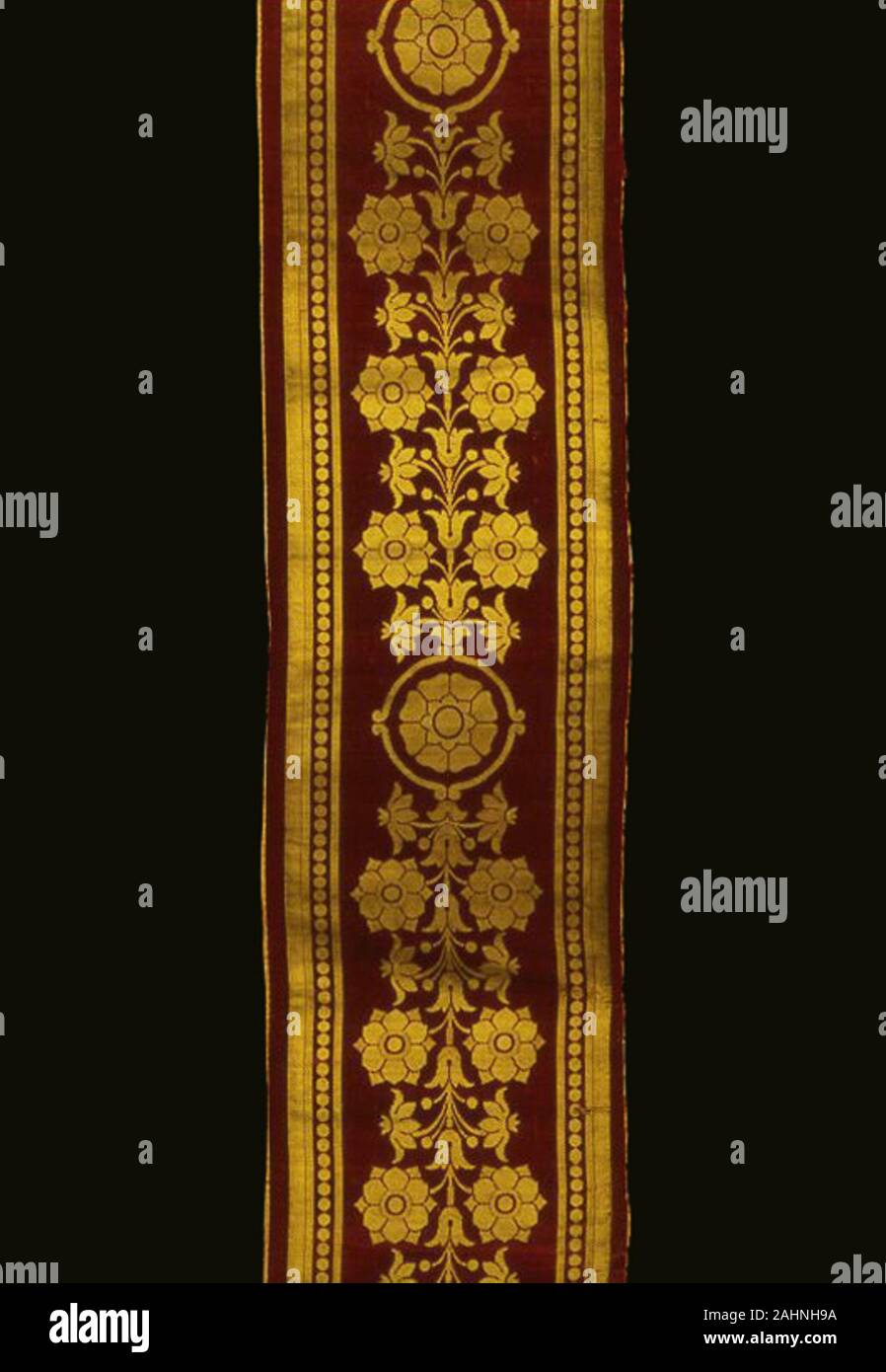 Confine. 1804-1814. La Francia. Seta, warp-galleggiante di fronte 4 1 raso con 3 1 twill intrecci di legame secondario orditi e complementare di trame di modellazione Foto Stock