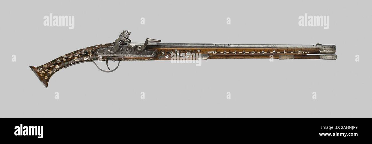 Flintlock pistola. 1640-1650. L'Alsazia. Acciaio, argento, ottone, legno, madreperla e avvisatore acustico Foto Stock