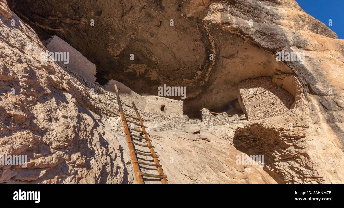 Gila Cliff Dwellings National Monument, Gila National Forest, New Mexico Foto Stock