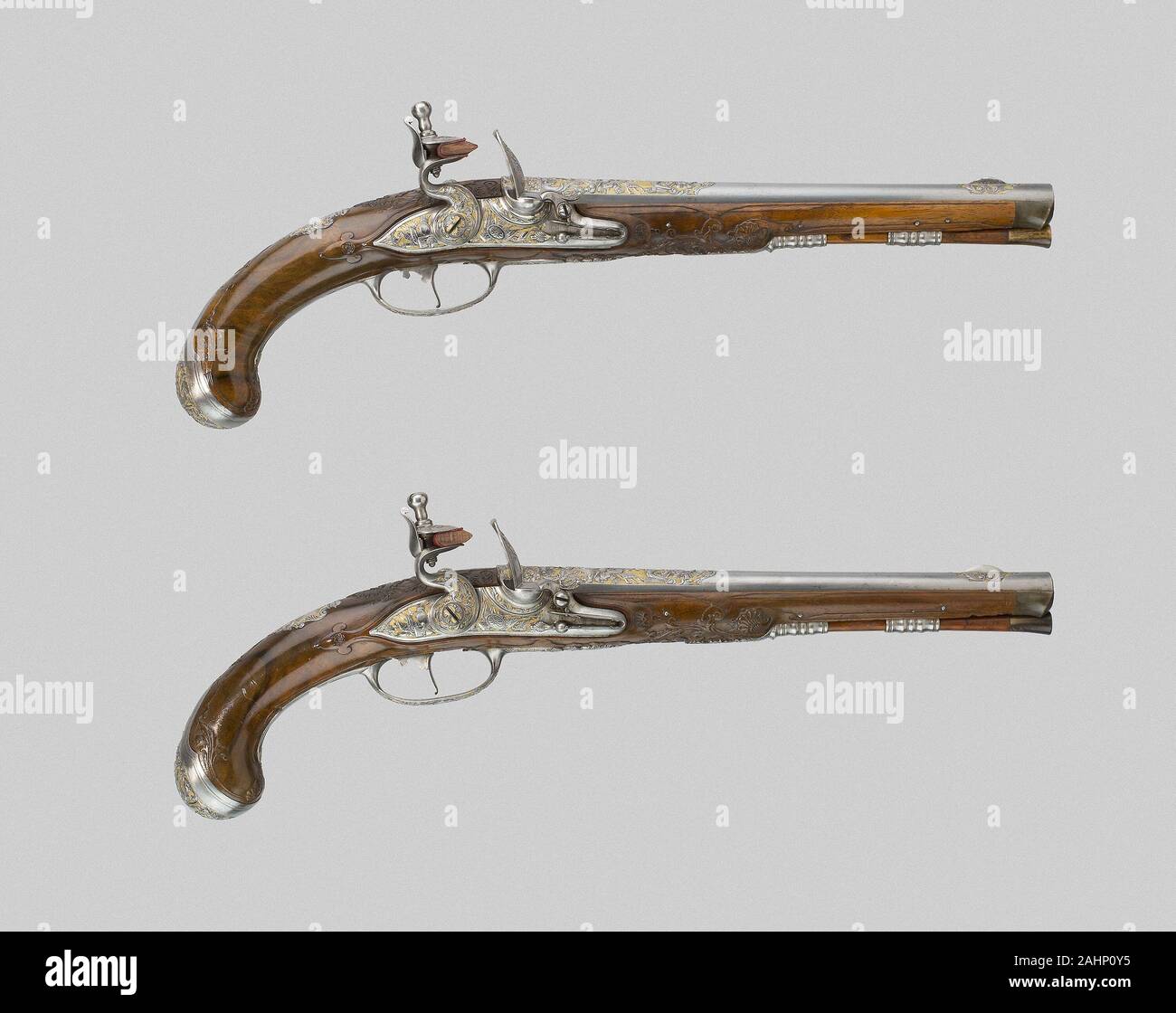 Coppia di Flintlock Pistols. 1690-1710. Le Fiandre. Noce, di acciaio e di ferro ( ) Foto Stock