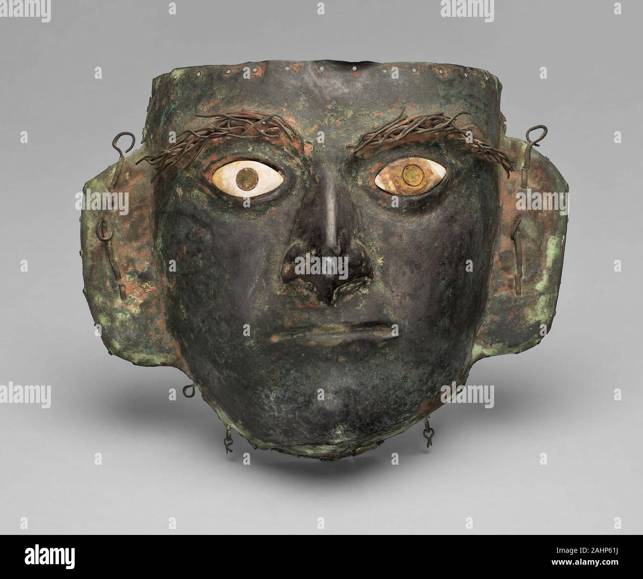 Moche. Maschera. 100 BC-500 D.C. Costa Nord. Rame, shell e pirite Foto Stock