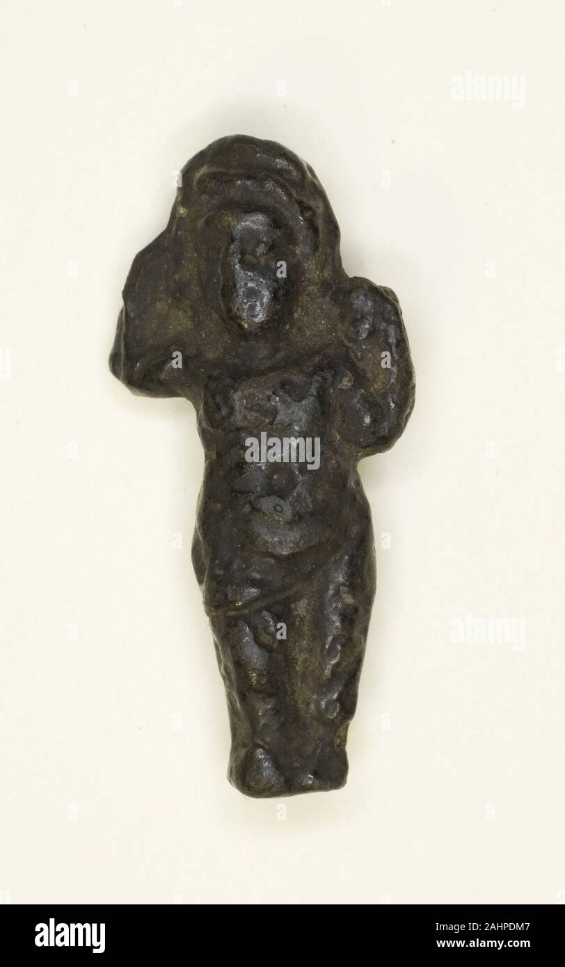 Antica egiziana. Amulet nella forma di una figura femminile, eventualmente la dea Iside ( ). 30 BC-395 annuncio. L'Egitto. In steatite Foto Stock