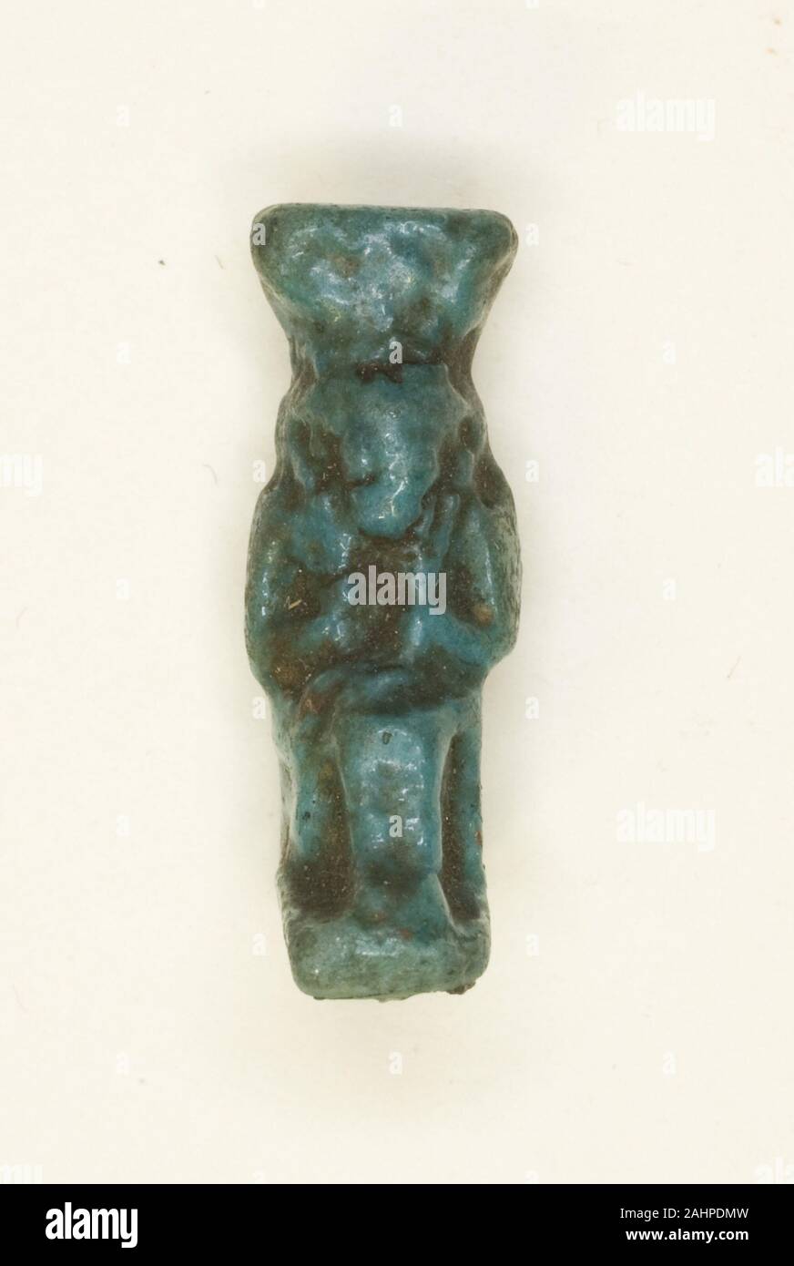 Antica egiziana. Amulet della dea Hathor con Menat Sistrum e. 664 BC-332 BC. L'Egitto. Faience Foto Stock