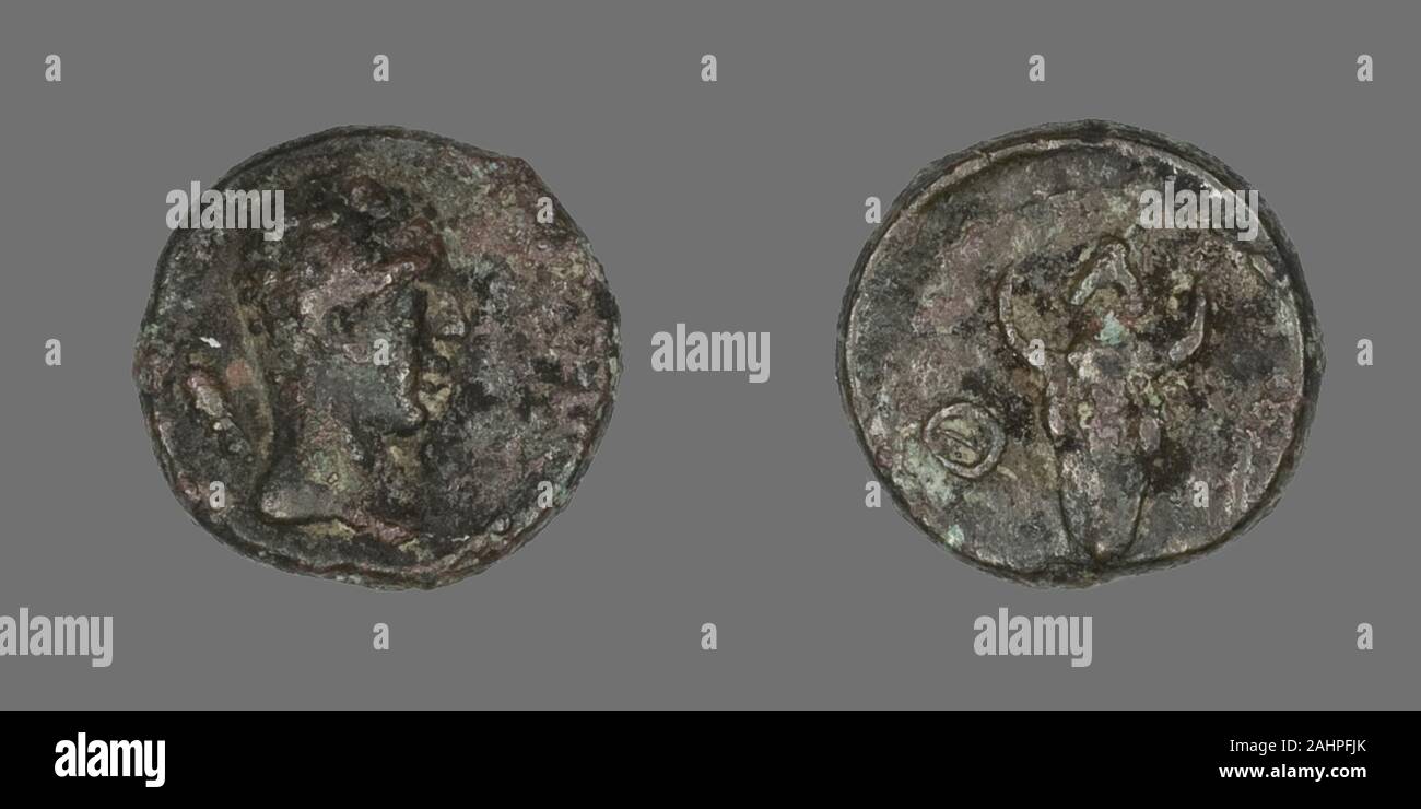 Antico romano. Moneta raffigurante la dea Atena. 101 AD-200 D.C. Impero Romano. Bronzo Foto Stock