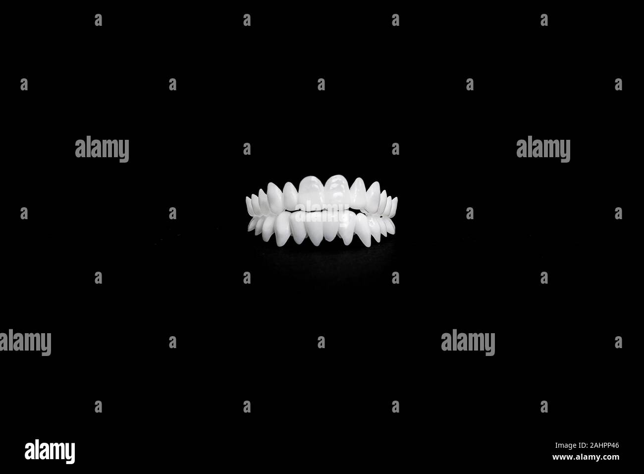 Una visuale 3d della parte superiore e inferiore dei denti umani Foto Stock
