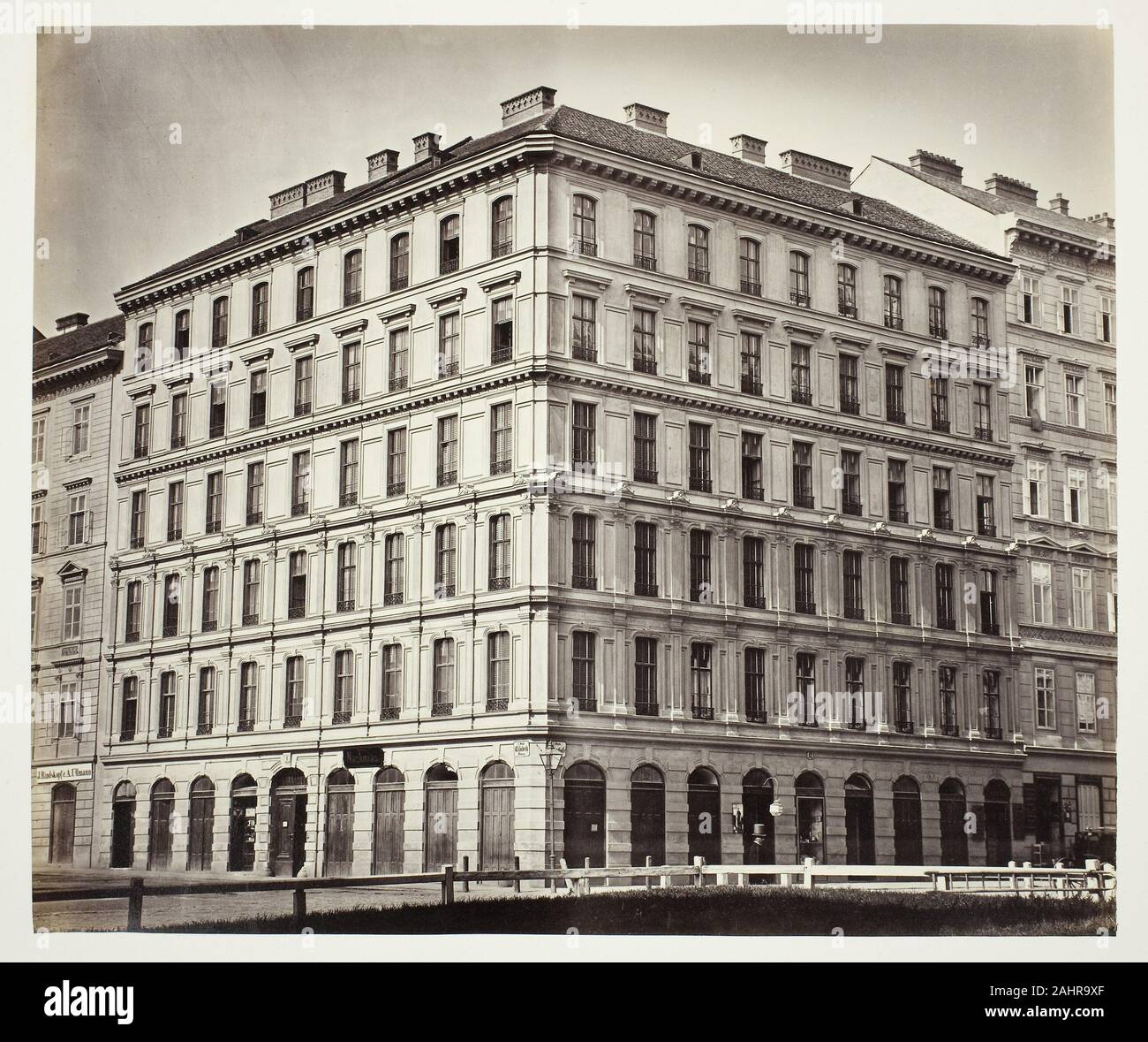 Anonimo. Elisabethstraβe n. 8, Zinshaus des Grafen Otto Abensberg und Traun. 1860-1869. Austria. Albume stampare Foto Stock