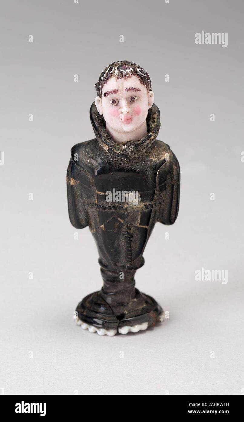 Il busto di un chierico. 1700-1799. La Francia. Vetro; lampwork (verre de Nevers), armatura metallica Foto Stock