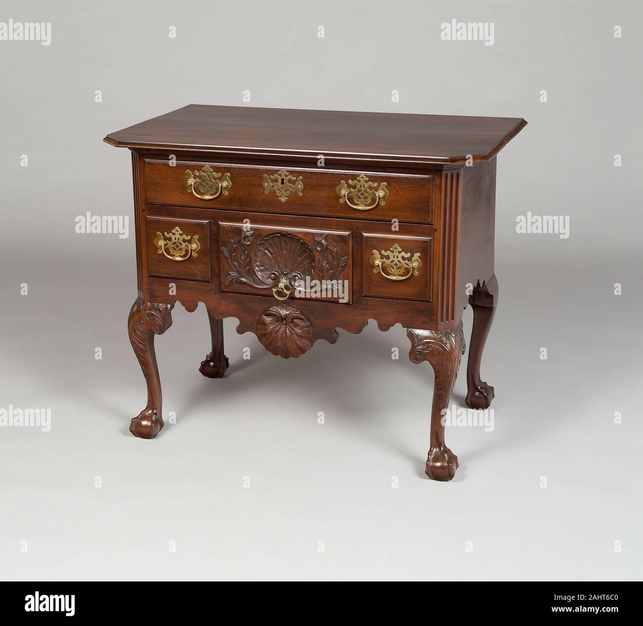 Artista sconosciuto. Toeletta. 1755-1790. Maryland. Mogano, pino giallo, giallo di pioppo, Atlantico e cedro bianco Foto Stock