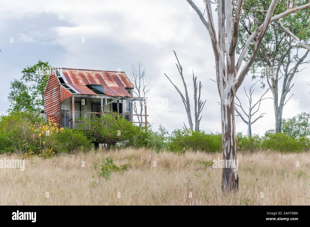 Vecchio sovradimensionate, fatiscente, Pioneer Homestead, nella valle di Brisbane regione del Queensland in Australia. Foto Stock