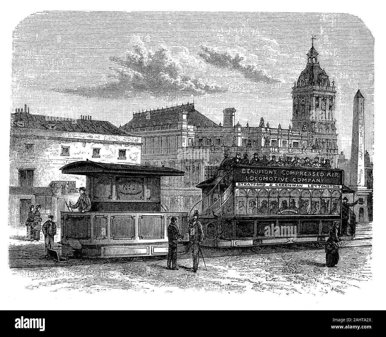 Londra, aria compressa tramvia del Beaumont company a Stratford Broadway, la locomotiva funzionante con aria compressa carica da un tombino tra le rotaie per tirare un automobile per passeggeri, XIX secolo Foto Stock