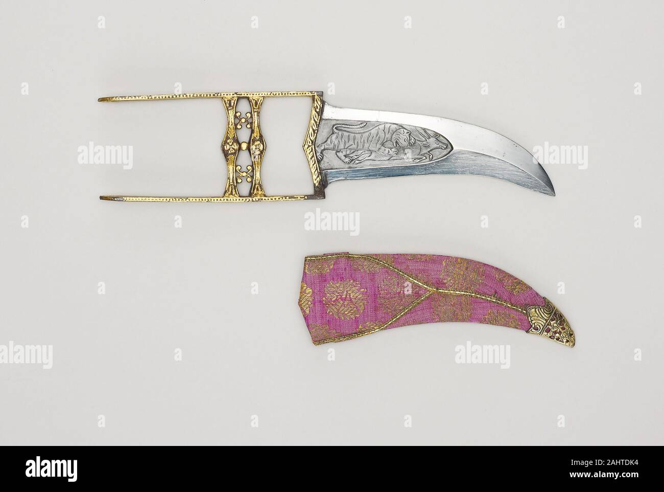 Pugnale (Katar). 1701-1800. India. In acciaio e oro Foto Stock