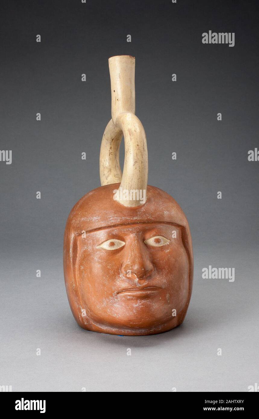 Moche. Recipiente verticale di un righello. 100 BC-500 D.C. Peruviano costa del nord. Ceramica e pigmento Foto Stock