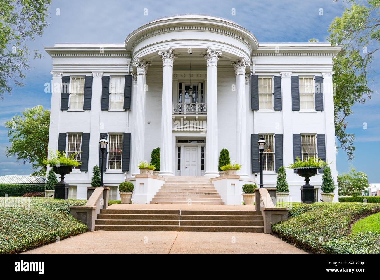 Jackson, MS - Ottobre 7, 2019: esterne dei governatori Mansion a Jackson, in Mississippi, Foto Stock