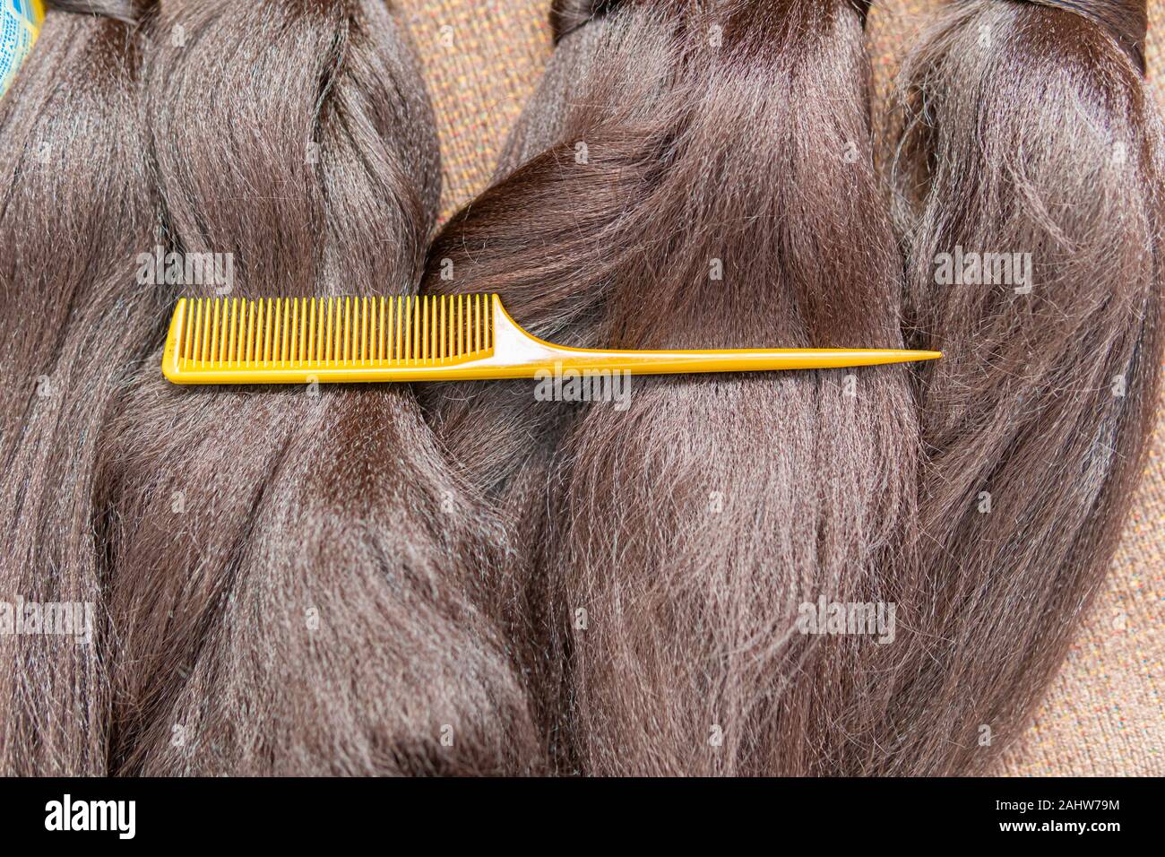 Le estensioni di capelli da utilizzare per fare le trecce Foto Stock