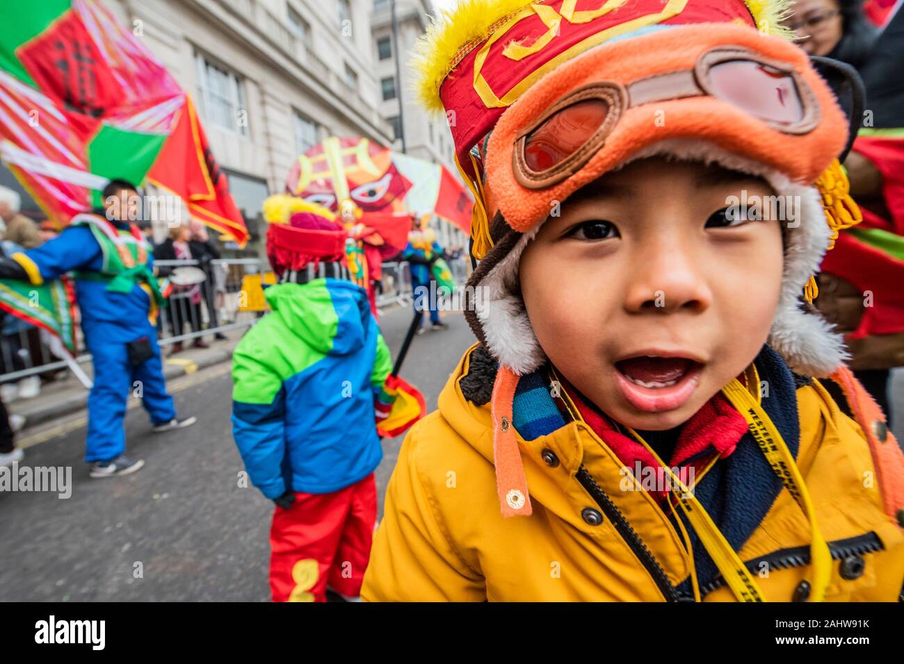 Londra, Regno Unito. 01 gen, 2020. La Jun Mo generazione da il Borough di Hackney - London Capodanno Parade segna l inizio del nuovo anno, 2020. Credito: Guy Bell/Alamy Live News Foto Stock