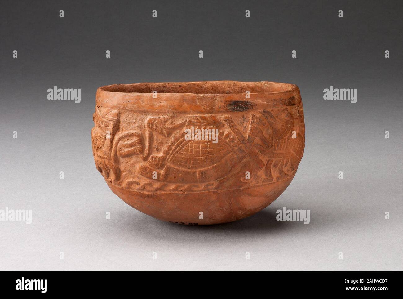 Moche. Cup con sollevato la scena marina. 100 BC-500 D.C. Costa Nord. Ceramica e pigmento Foto Stock