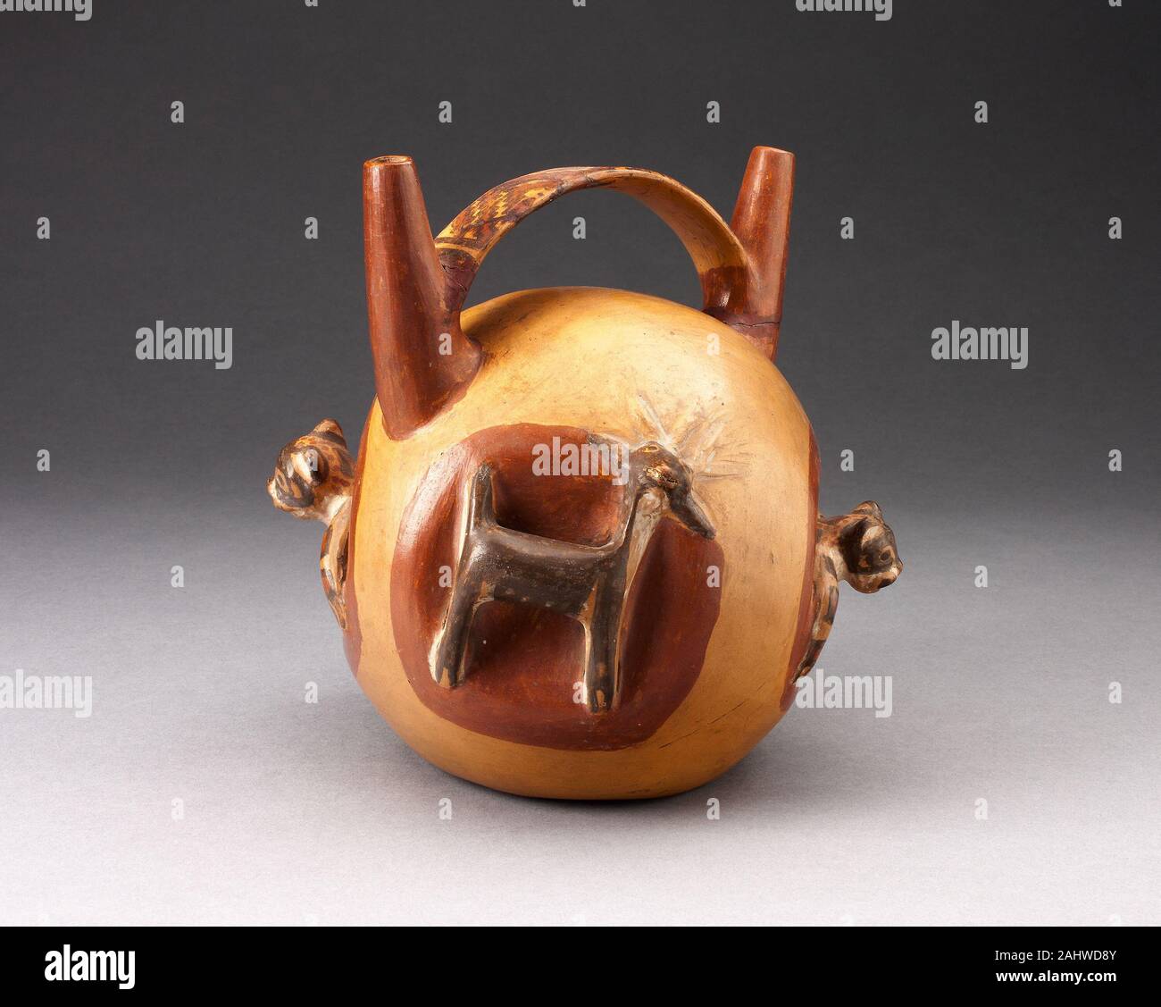 Nieveria. Beccuccio doppio ponte nave con animali stampato emergenti dai lati. 500 DC-800 annuncio. Nievería. Ceramica e pigmento Foto Stock