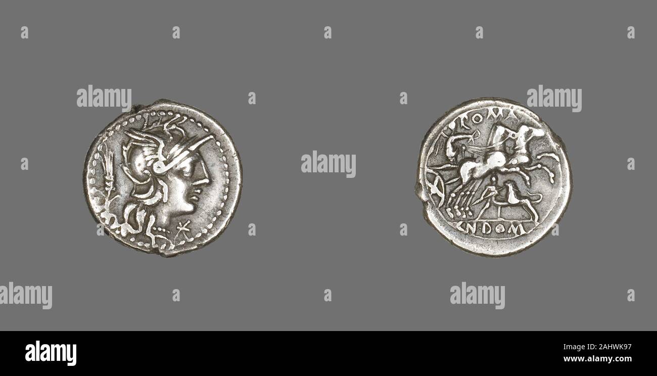 Antico romano. Denario (moneta) raffigurante la dea Roma. 128 BC. Impero Romano. Argento Foto Stock