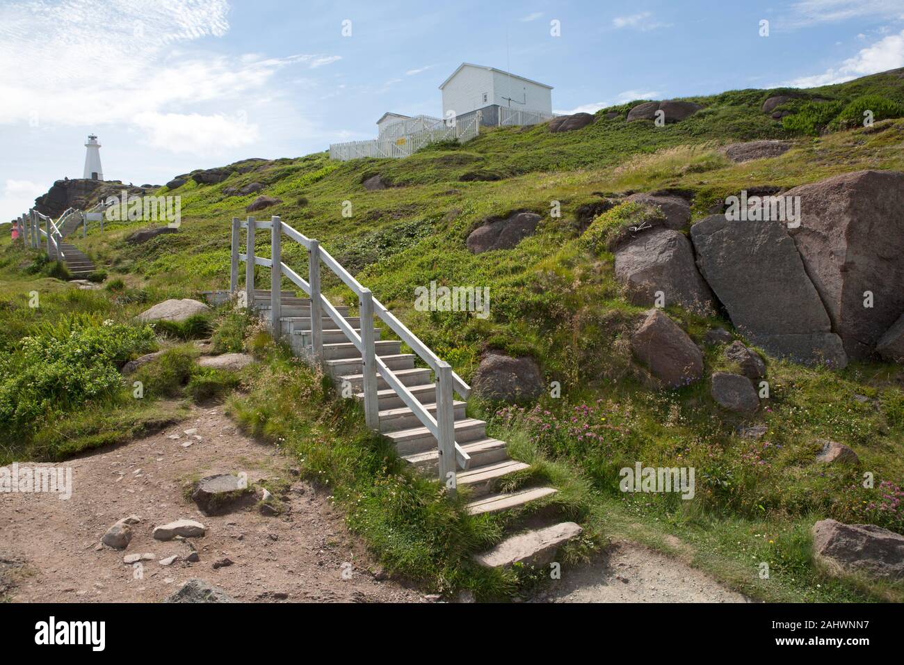 Passi vicino a Capo Faro lancia in Terranova e Labrador, Canada. Il faro è stato costruito nel 1836 ed è un sito storico nazionale. Foto Stock