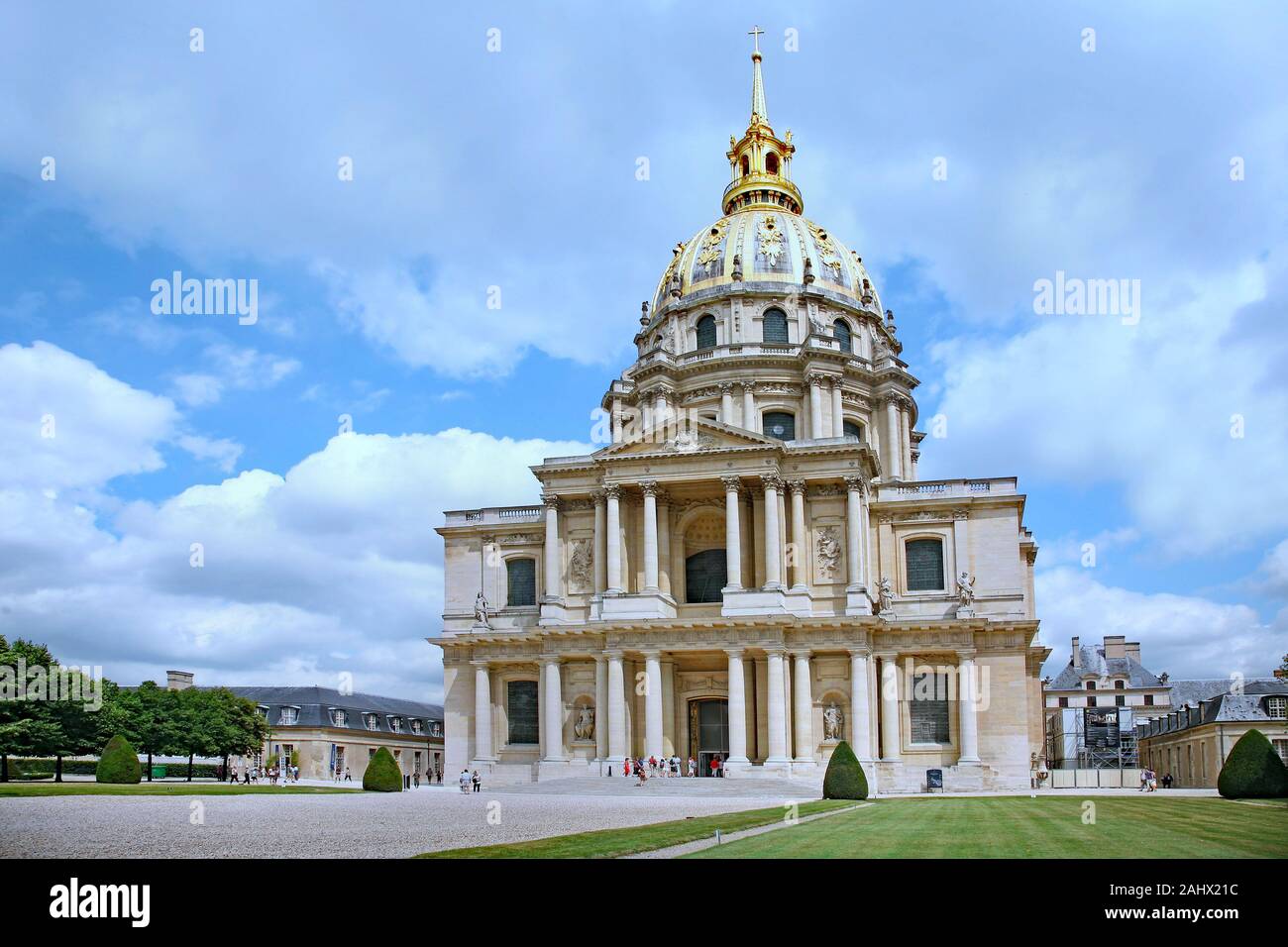 La Chiesa di Les Invalides, Parigi, luogo di sepoltura di Napoleone Bonaparte Foto Stock