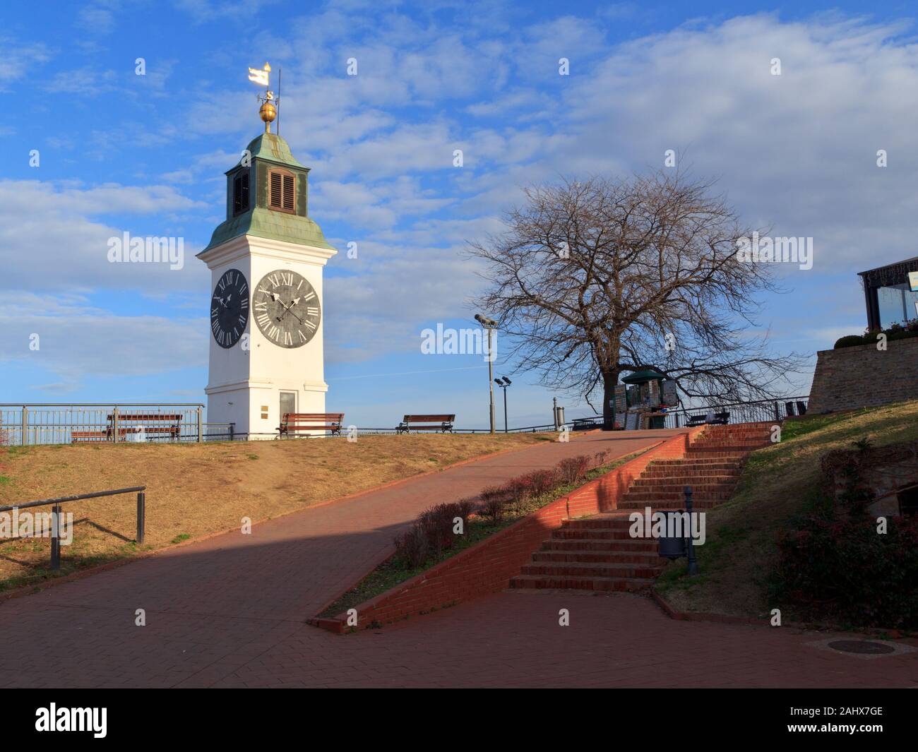 Fortezza di Petrovaradin a Novi Sad e la torre dell orologio Foto Stock