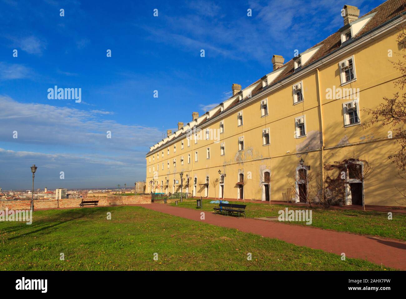 Della Fortezza Petrovaradin, la caserma lungo Foto Stock