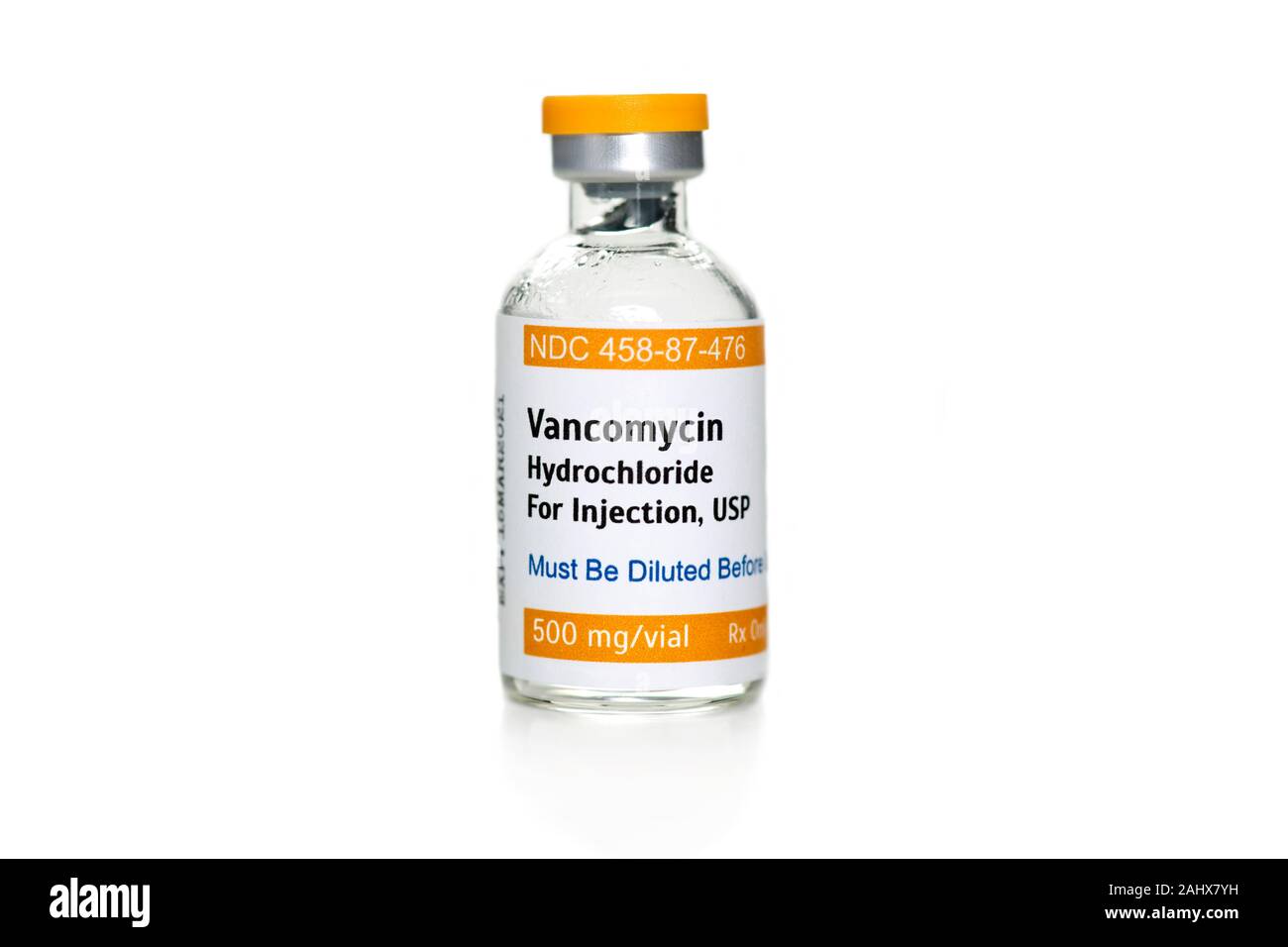 La vancomicina HCL antibiotico fiala per iniezione isolato su bianco. Foto Stock