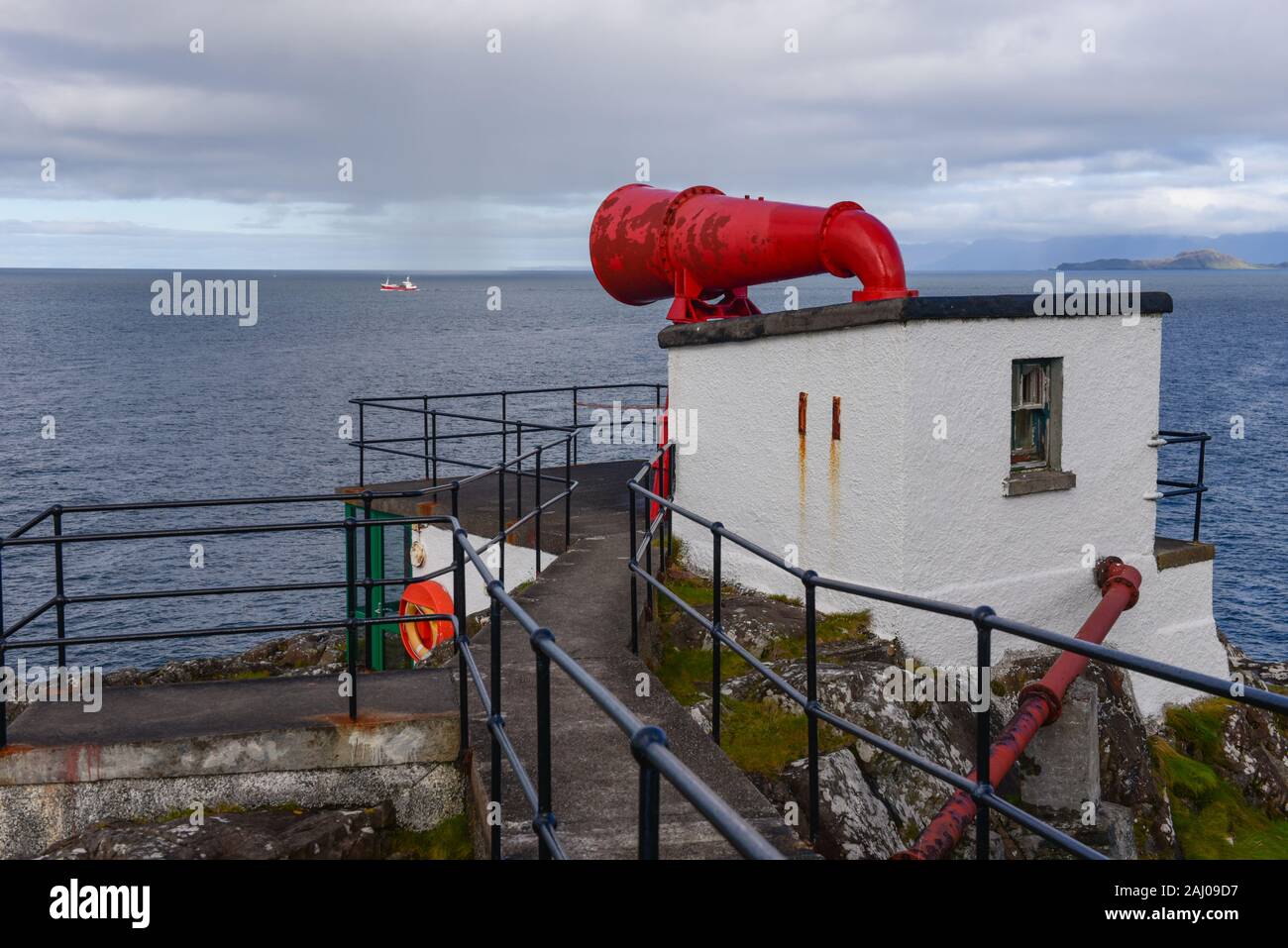 Sirena antinebbia a a Ardnamurchan faro Foto Stock