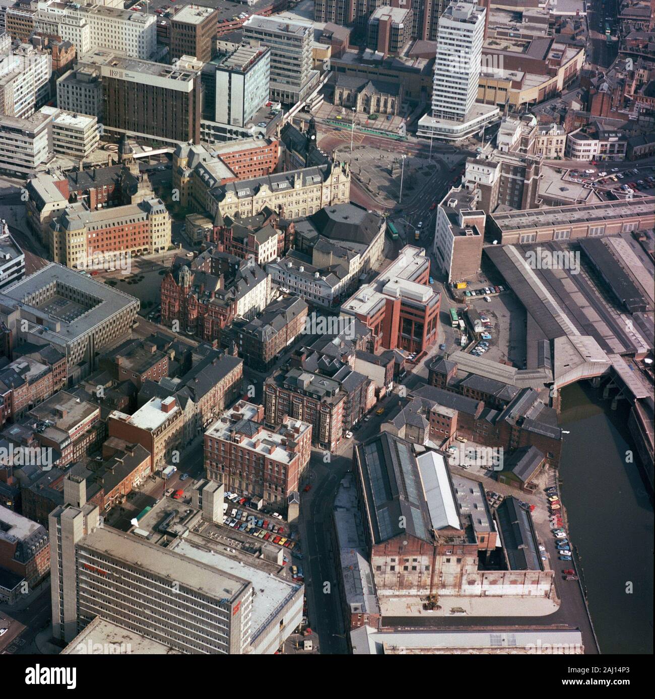 1986 Leeds centro città, dall'aria, West Yorkshire, Inghilterra del Nord, Regno Unito, fotografia aerea storica Foto Stock