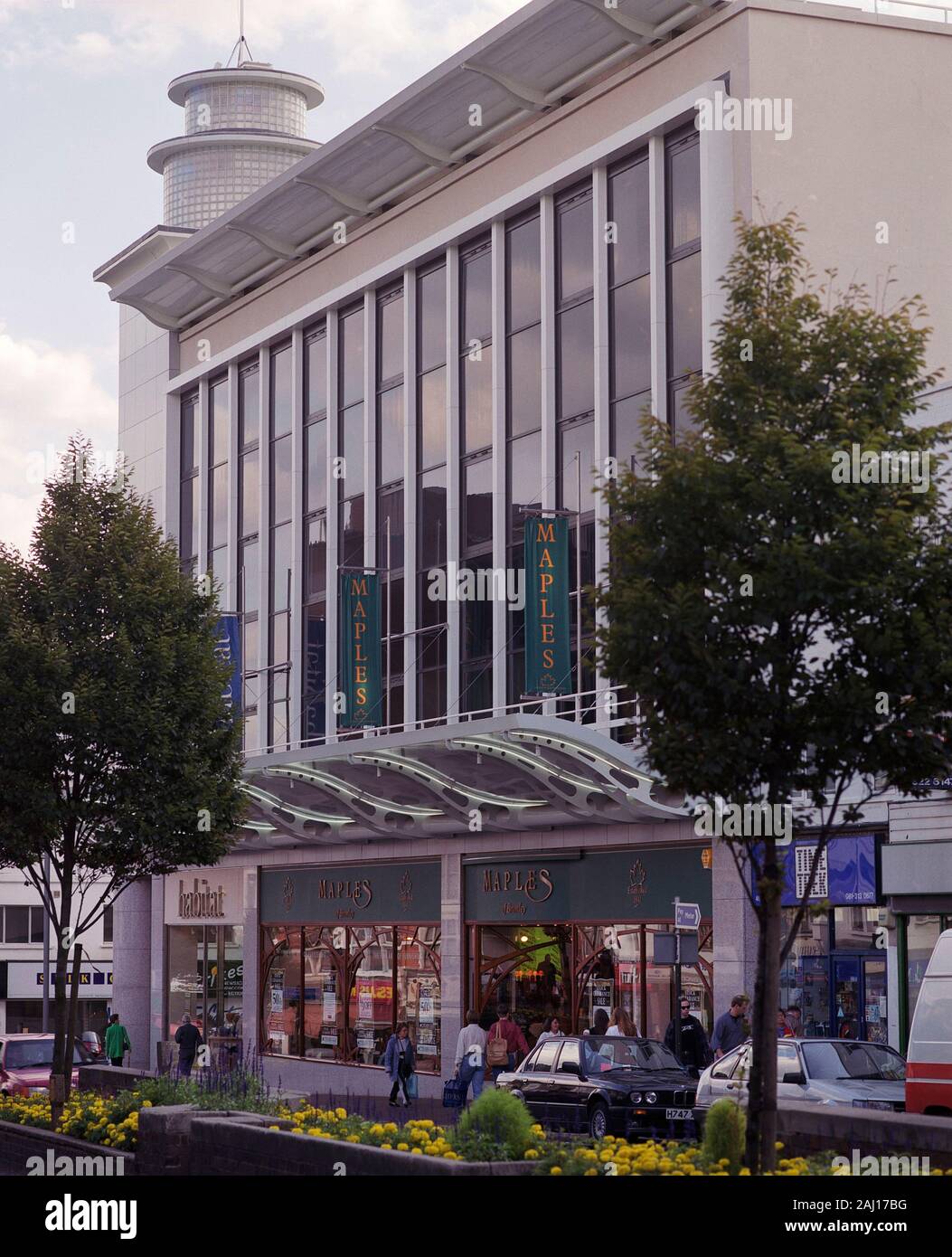 Bromley High Street, nel 1994, a sud-est dell' Inghilterra, Regno Unito Foto Stock