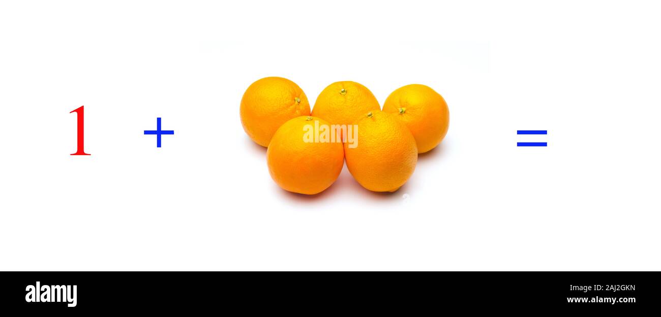 Problemi semplici di somme con le arance, problemi matematici per i bambini che studiano e vogliono imparare la matematica e calcolo; imparare ad aggiungere con frutta Foto Stock