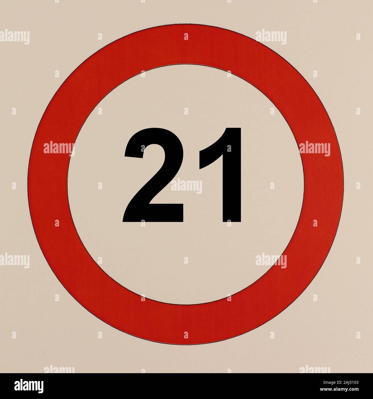 Illustrazione des Verkehrszeichen 'Maximal 21 Stundenkilometer' Foto Stock