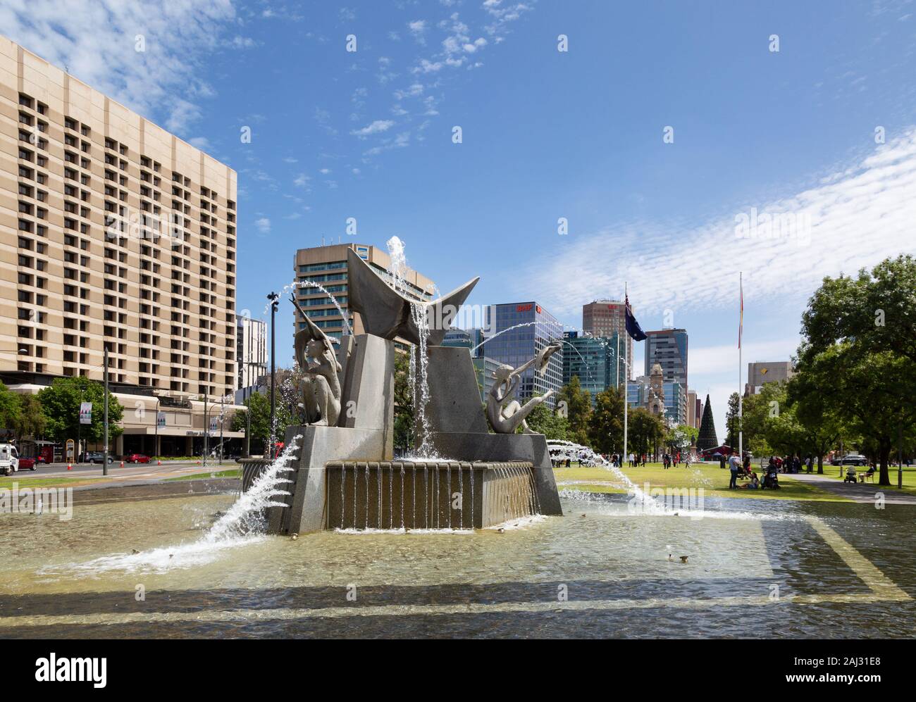 Adelaide Australia - I Tre Fiumi della fontana in Victoria Square, Central Adelaide Australia del Sud in una giornata di sole in novembre Foto Stock